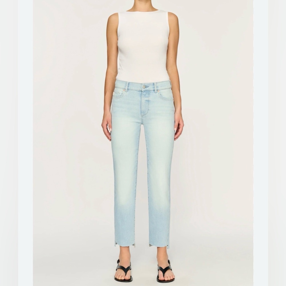 $208 DL1961 Mara Light Wash Women's Straight Crop Jeans size 27 nwt